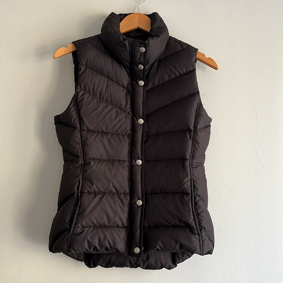 J Crew goose down vest - Picture 4 of 10